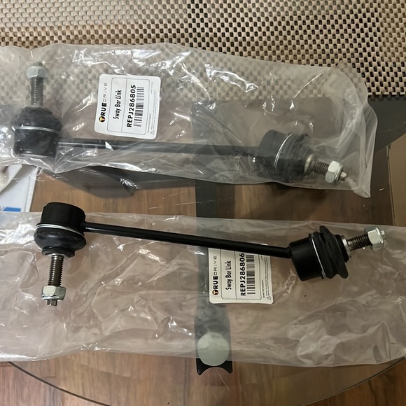 Sway bar link - Picture 6 of 6